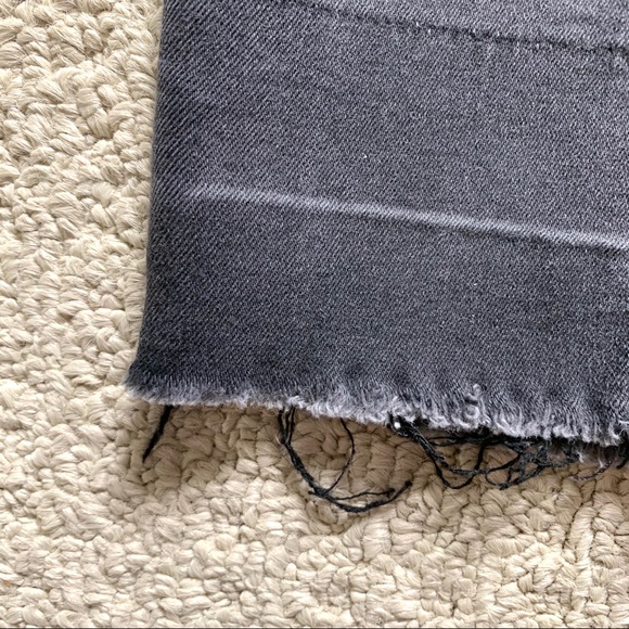 Black Pearl Embellished Jeans - Picture 6 of 9